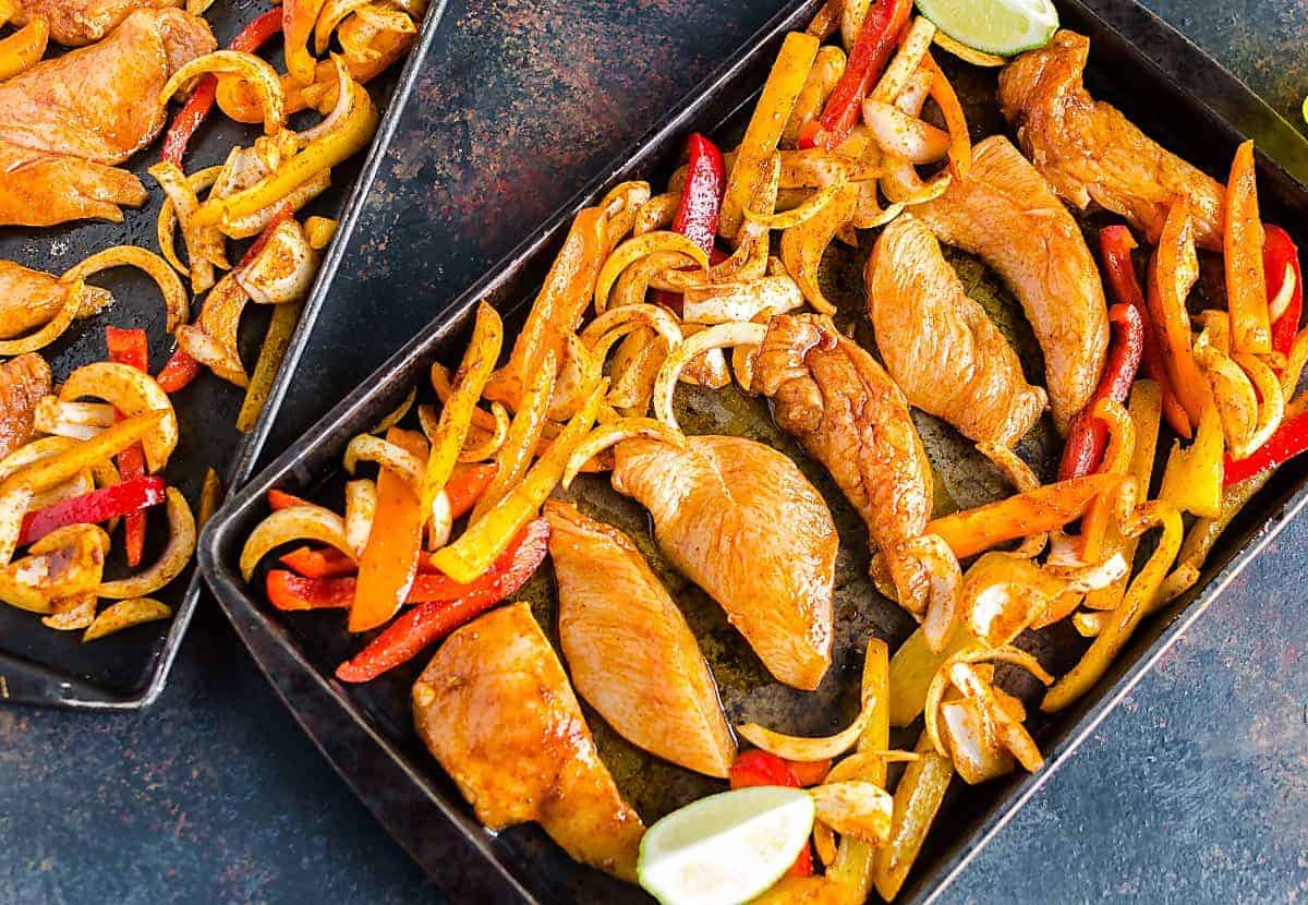 sheet pan chicken fajitas