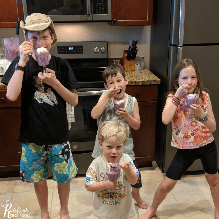 Kimball kids with smoothies