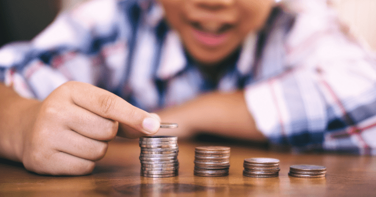 kid counting money