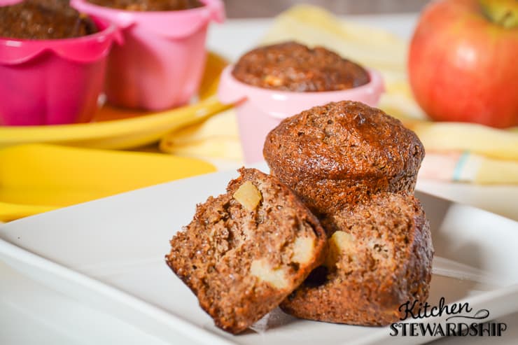 apple flax muffins